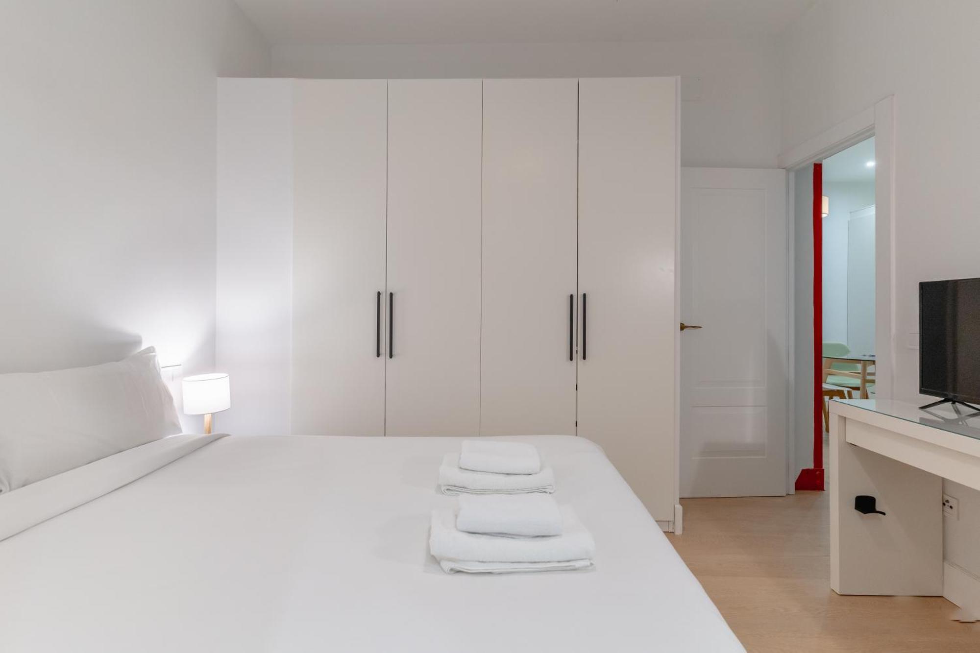 Cozy And Central-1Bd 1Bth- Cortes Apartman Madrid Kültér fotó