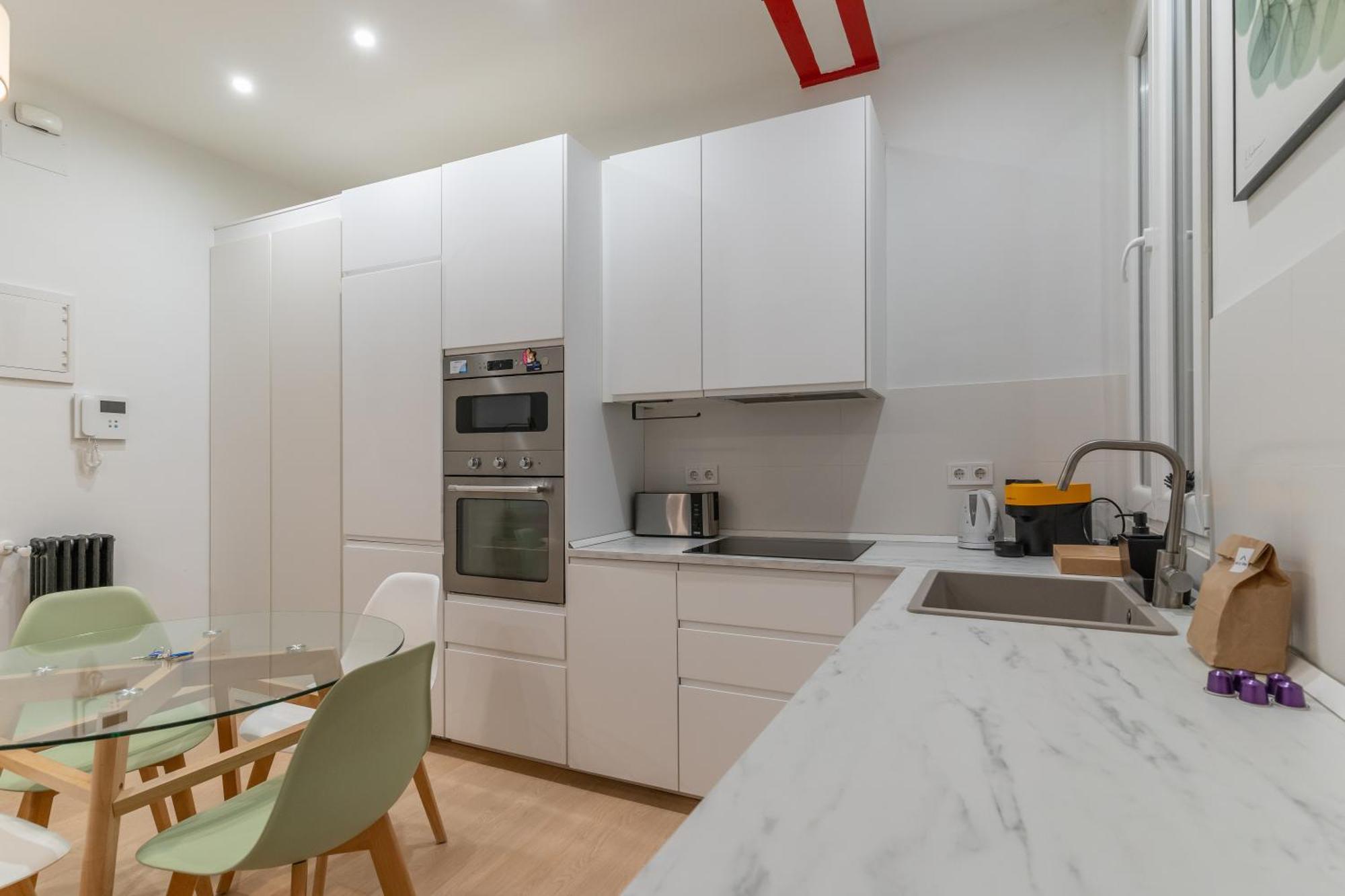 Cozy And Central-1Bd 1Bth- Cortes Apartman Madrid Kültér fotó