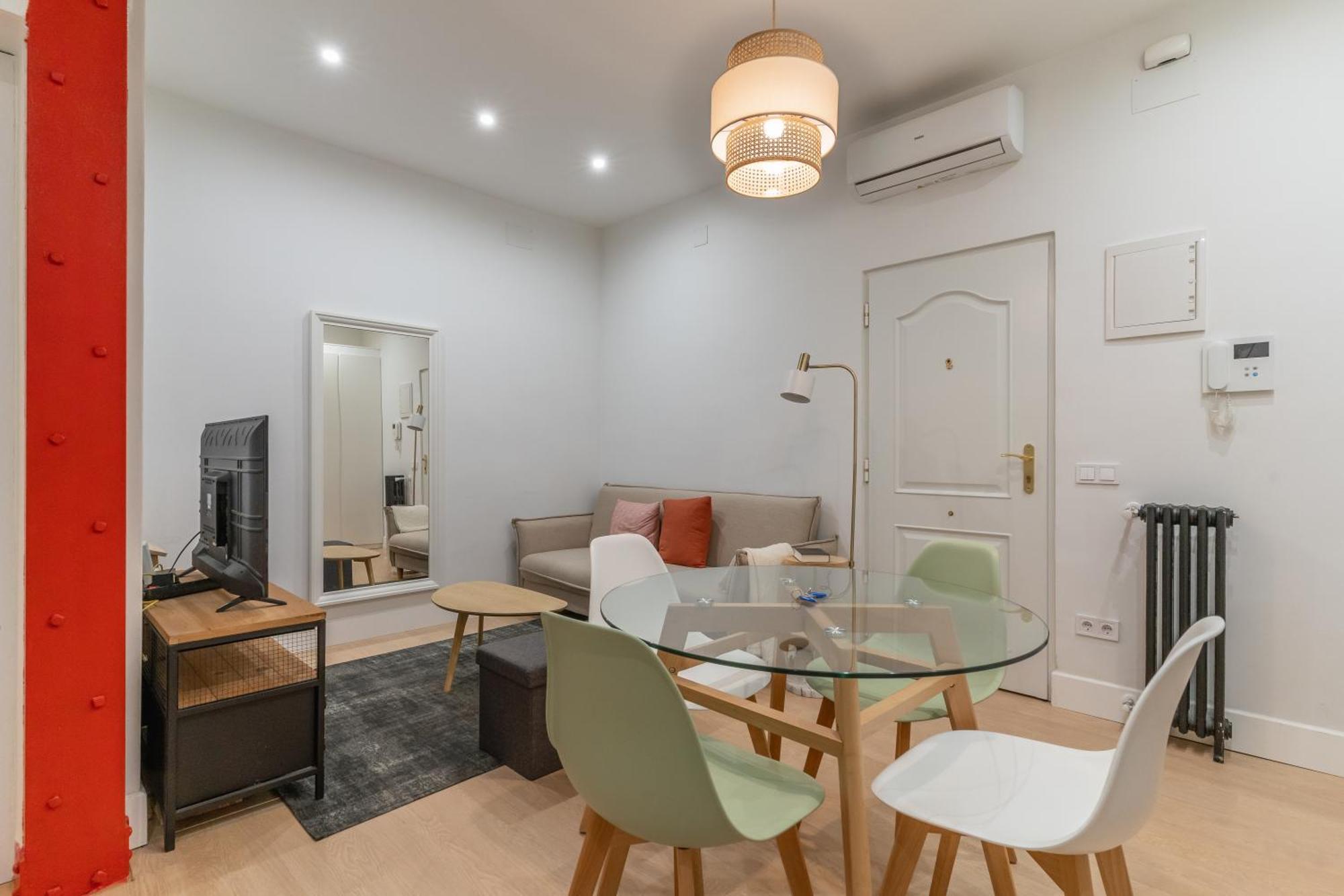 Cozy And Central-1Bd 1Bth- Cortes Apartman Madrid Kültér fotó